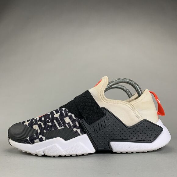 Nike Shoes - Nike Huarache Shoes Youth 5.5Y/W7 Kids Extreme PRT Just Do It AQ9046 100